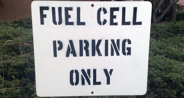 Photograph by Niall Kennedy, "Fuel Cell parking only: Fuel Cell parking sign at SRI in Palo Alto" Uploaded to Flickr Creative Commons on February 10, 2008. Protected under CC BY-NC 2.0 DEED license.